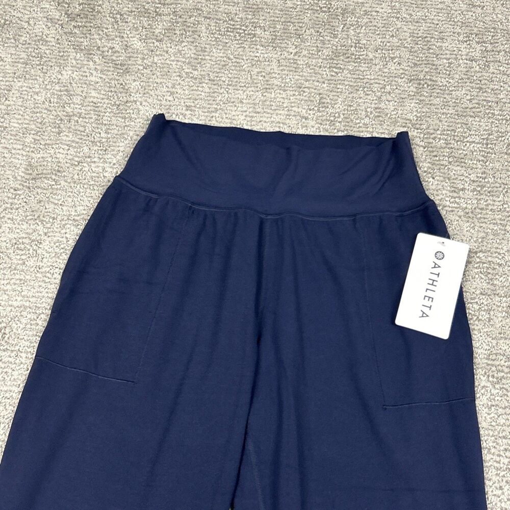 Athleta Salutation High Rise Joggers Womens Medium Navy Pockets 531288 Yoga New - Picture 3 of 11